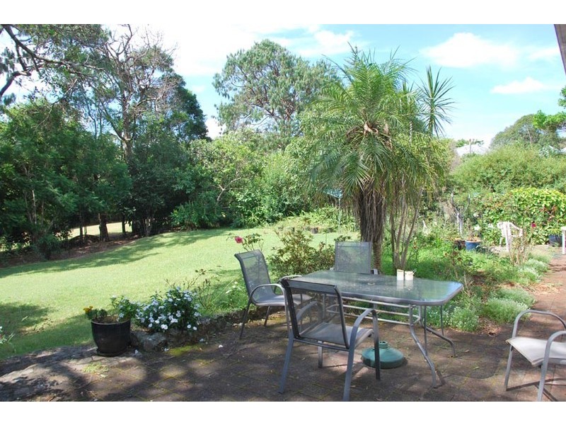 98 Eagle Heights Road, Tamborine Mountain QLD 4272