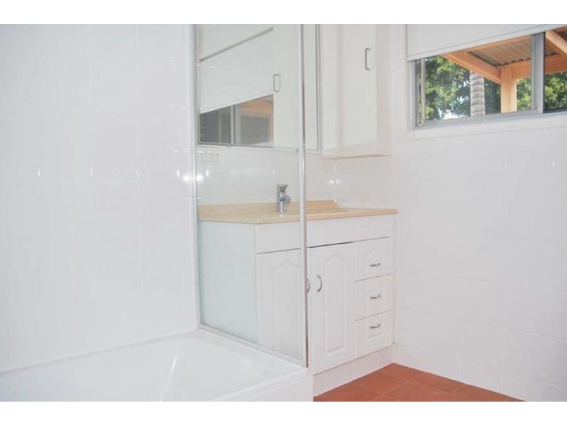 78 Wongawallan Road, Eagle Heights QLD 4271