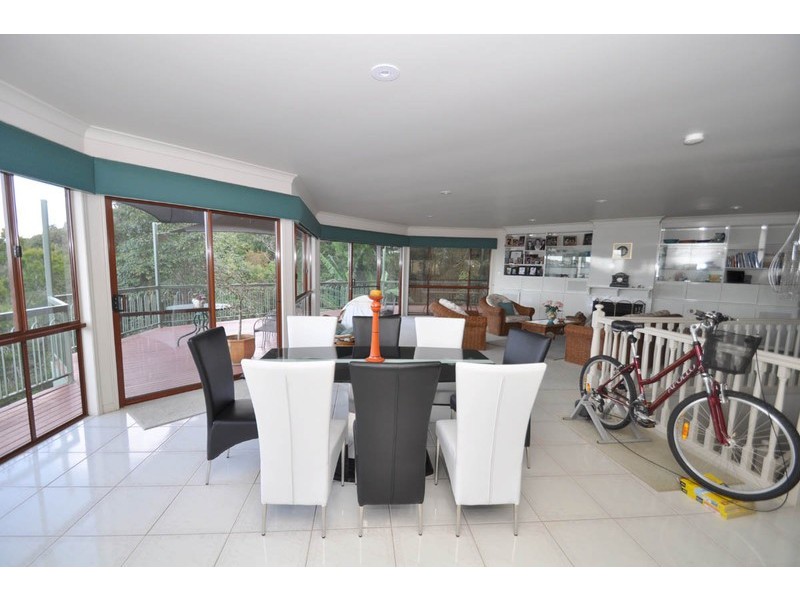 51 Landman Court, Tamborine Mountain QLD 4272