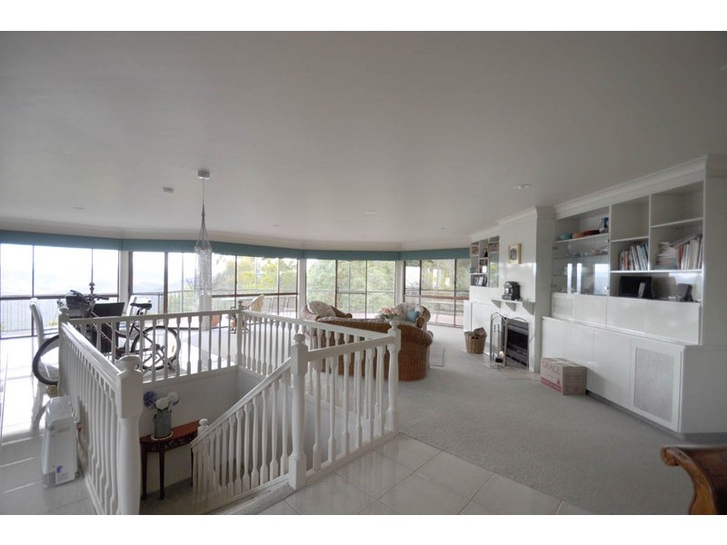 51 Landman Court, Tamborine Mountain QLD 4272