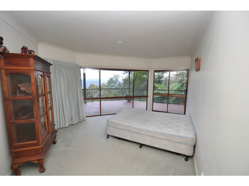 51 Landman Court, Tamborine Mountain QLD 4272