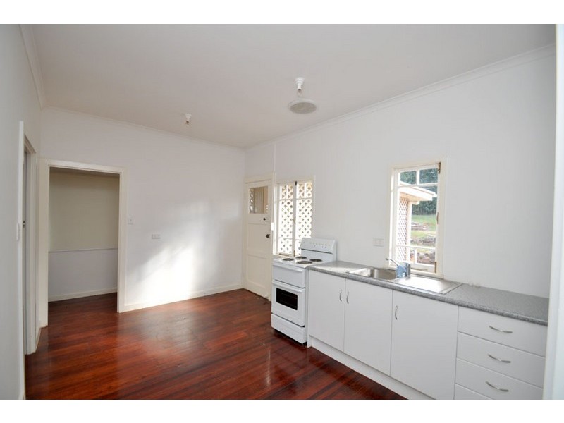 2 Kidd Street, North Tamborine QLD 4272