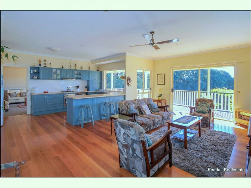 17 Benowa Street, Tamborine Mountain QLD 4272