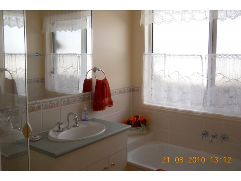 40 Manitzky Street, North Tamborine QLD 4272