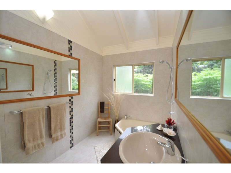 28 Forsythia Drive, Eagle Heights QLD 4271