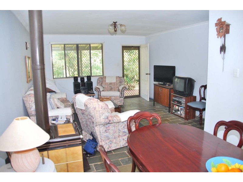 20 Esme Street, North Tamborine QLD 4272