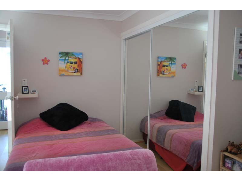 19 Magnetic Drive, Eagle Heights QLD 4271