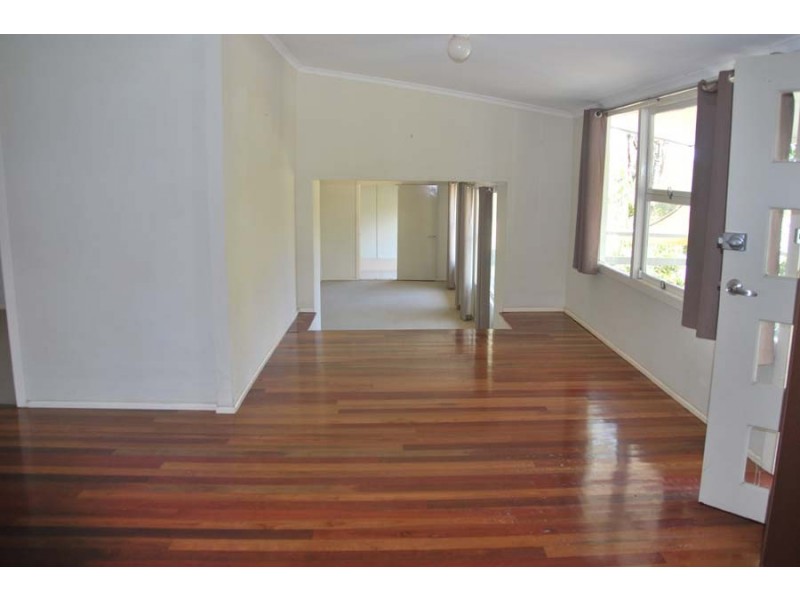 22 Geissmann Drive, North Tamborine QLD 4272