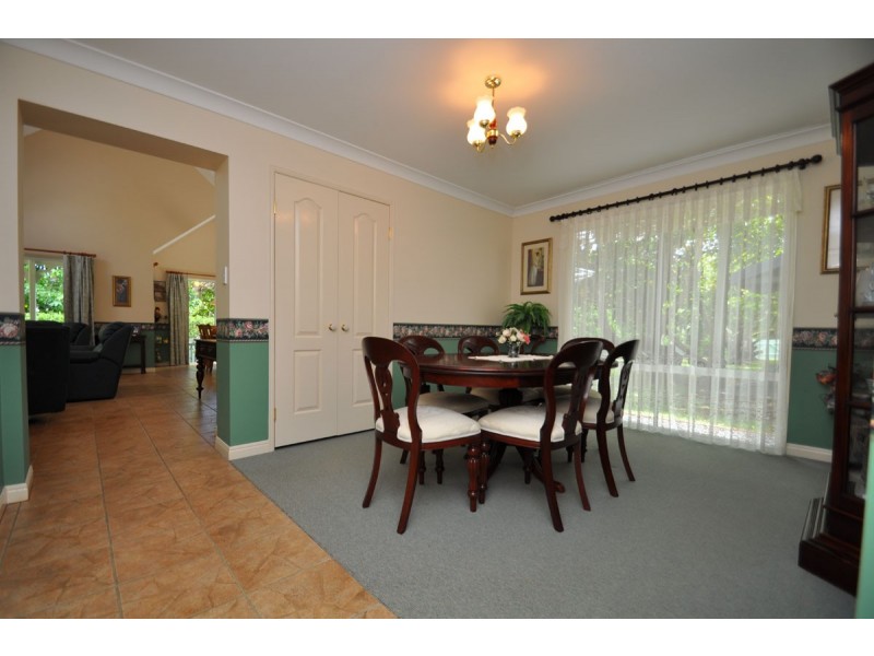 33 Southport Avenue, Eagle Heights QLD 4271