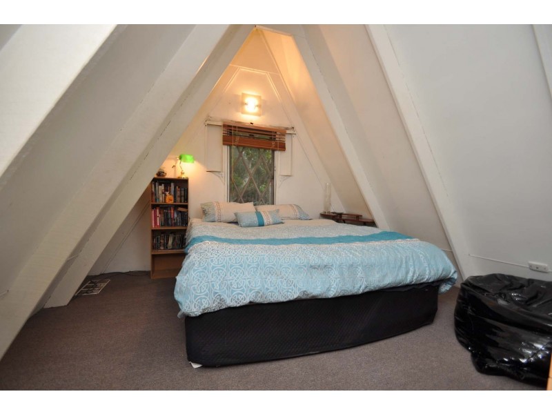 9 Ohia Court, Eagle Heights QLD 4271