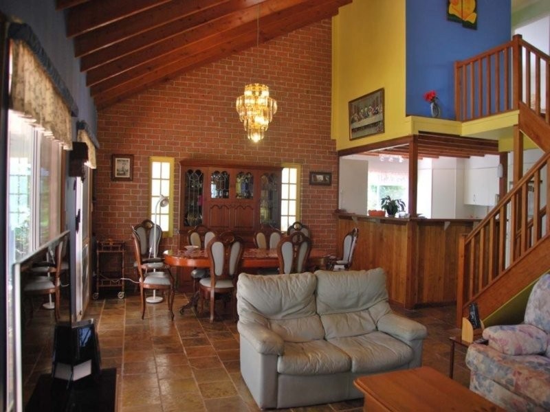 2 Power Parade, Tamborine Mountain QLD 4272