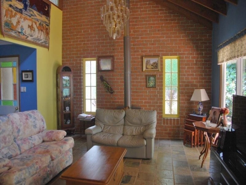 2 Power Parade, Tamborine Mountain QLD 4272