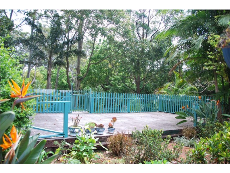 2 Power Parade, Tamborine Mountain QLD 4272