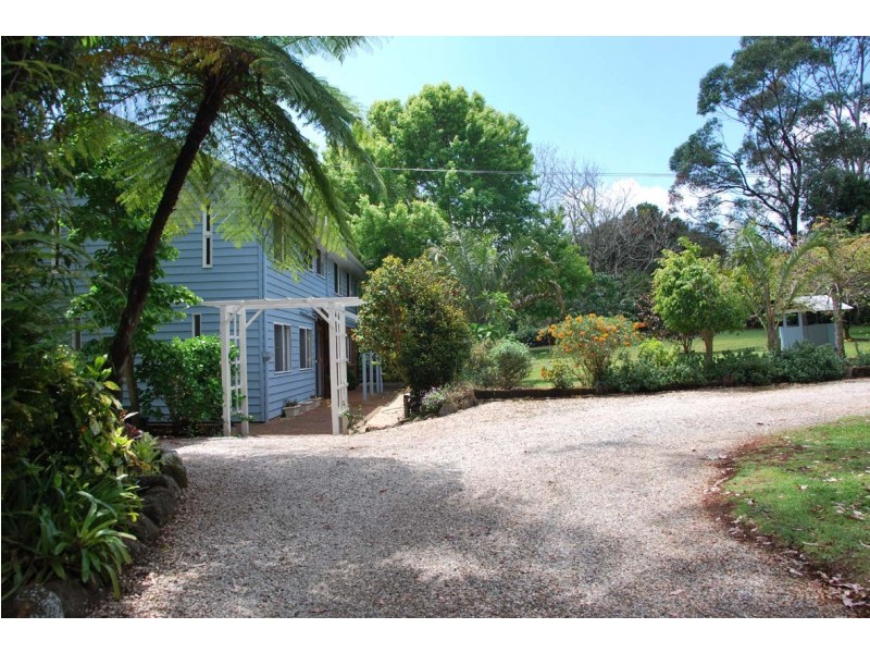 2 Power Parade, Tamborine Mountain QLD 4272