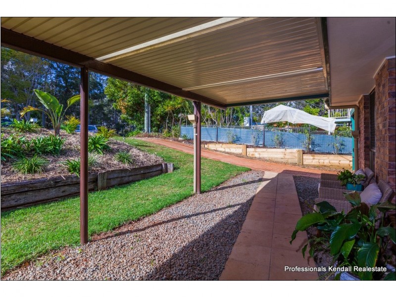 218 Beacon Road, Tamborine Mountain QLD 4272