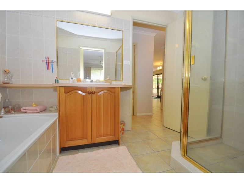 44 MacDonnell Road, Eagle Heights QLD 4271