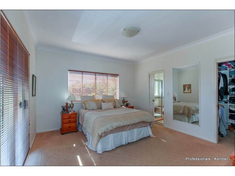 60 Bateke Road, Tamborine Mountain QLD 4272