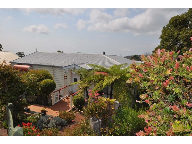 55 Magnetic Drive, Eagle Heights QLD 4271