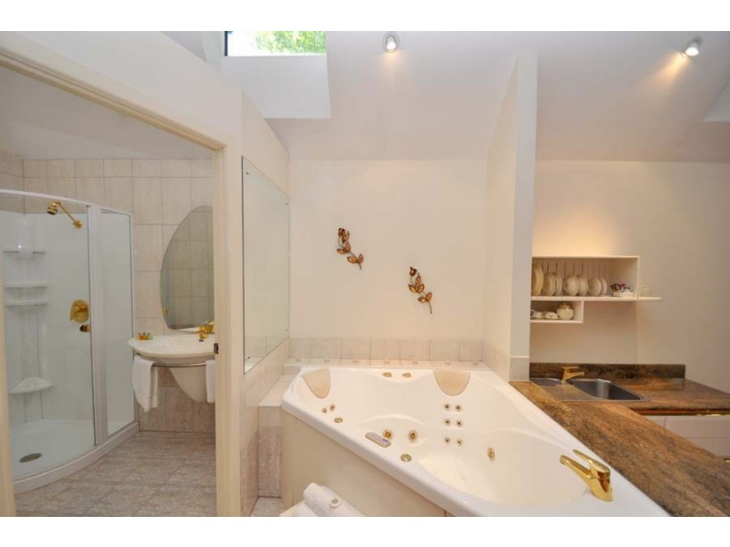 Eagle Heights QLD 4271