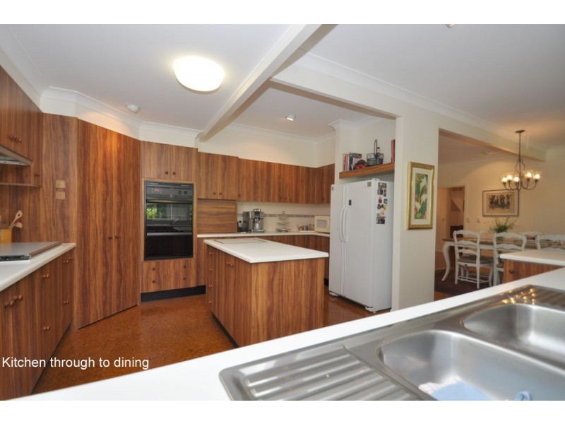 44 Power Parade, Tamborine Mountain QLD 4272