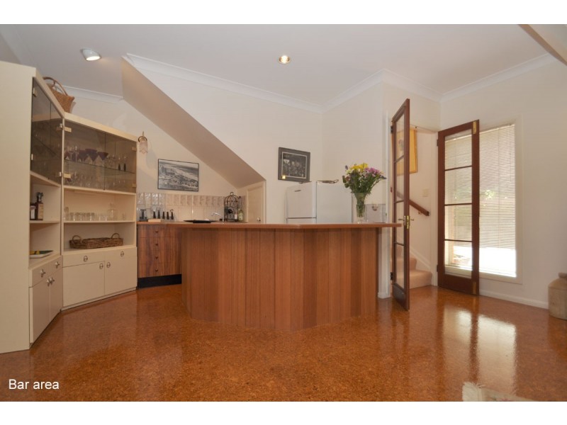 44 Power Parade, Tamborine Mountain QLD 4272