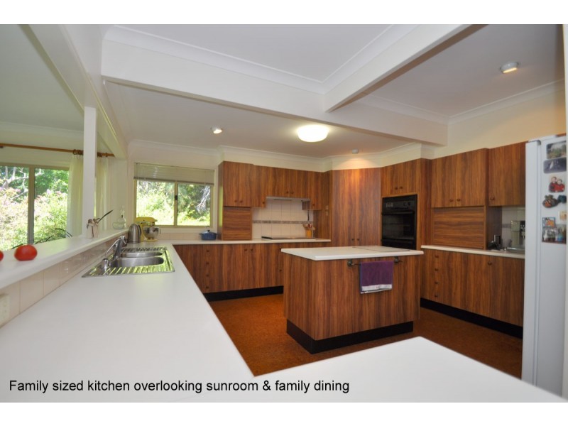 44 Power Parade, Tamborine Mountain QLD 4272