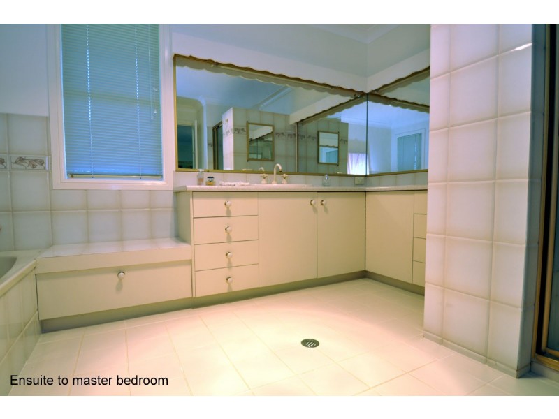 44 Power Parade, Tamborine Mountain QLD 4272