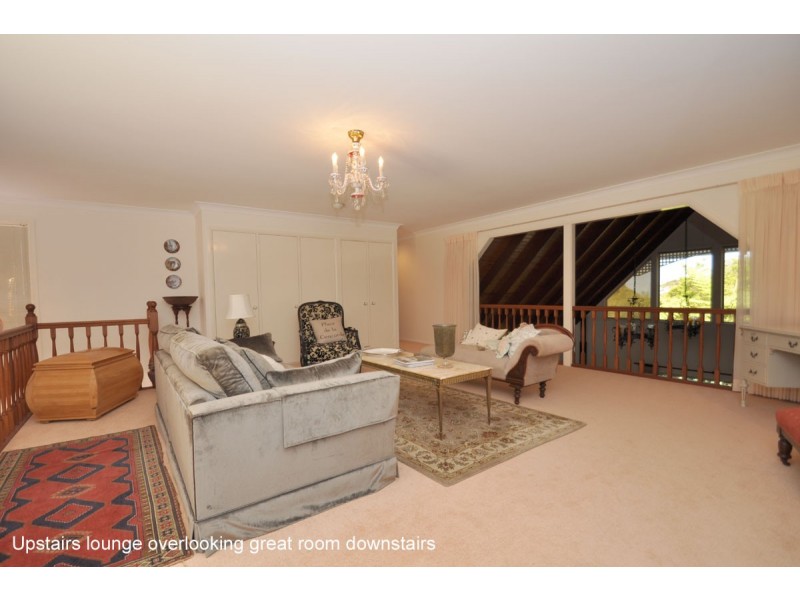 44 Power Parade, Tamborine Mountain QLD 4272