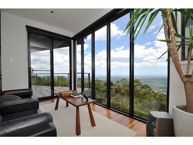 99 Guanaba Road, Tamborine Mountain QLD 4272