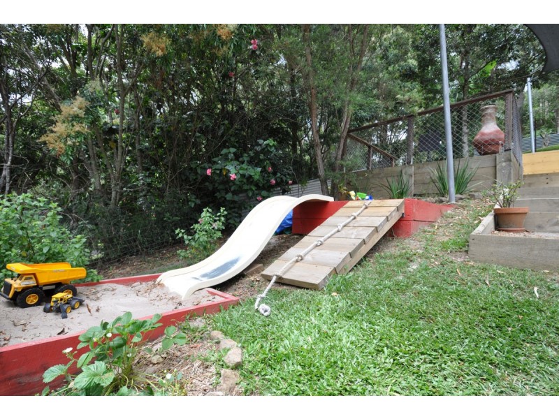 13 Forsythia Drive, Eagle Heights QLD 4271