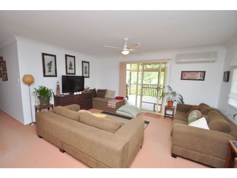 13 Forsythia Drive, Eagle Heights QLD 4271