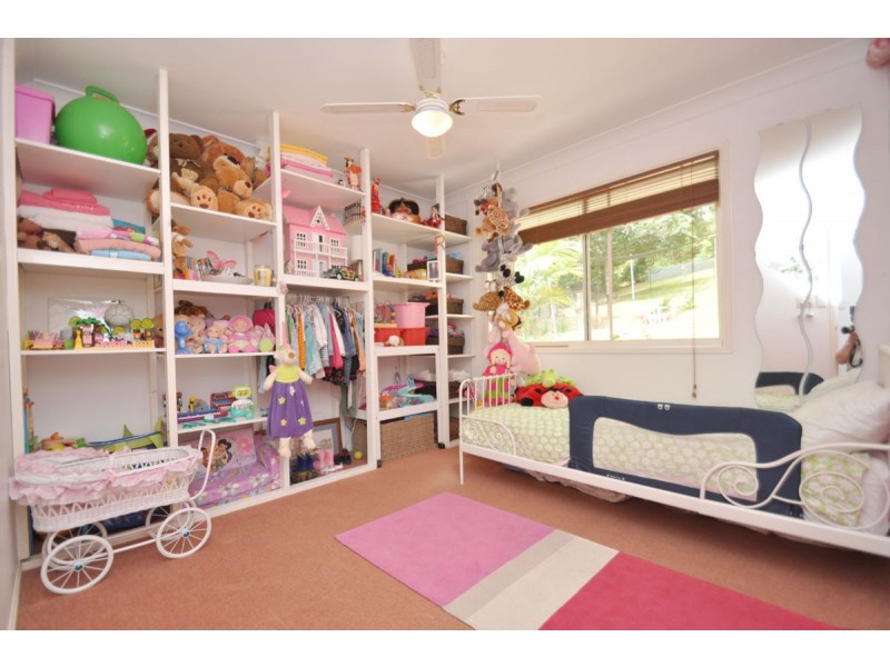 13 Forsythia Drive, Eagle Heights QLD 4271