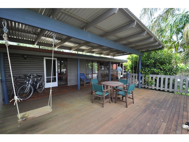 16 Ocean View Parade, Tamborine Mountain QLD 4272