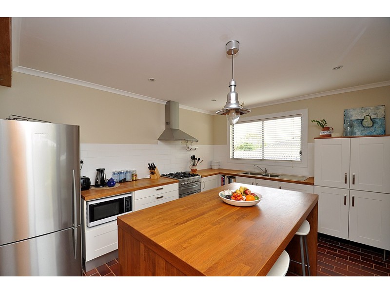 21 Beacon Road, North Tamborine QLD 4272