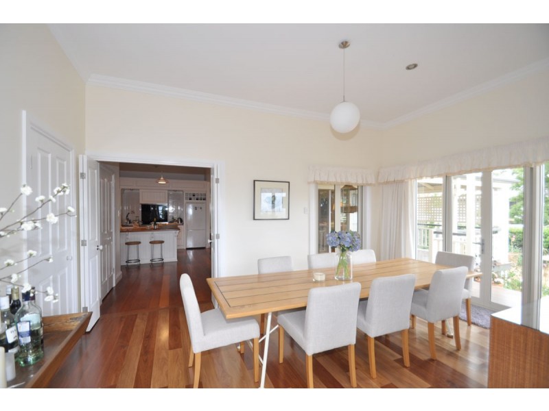 39 Central Avenue, Eagle Heights QLD 4271
