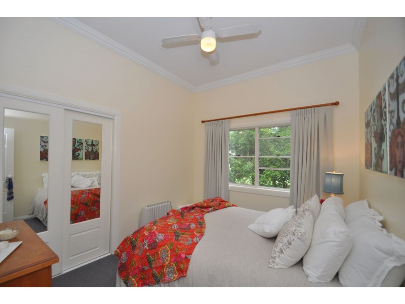 39 Central Avenue, Eagle Heights QLD 4271