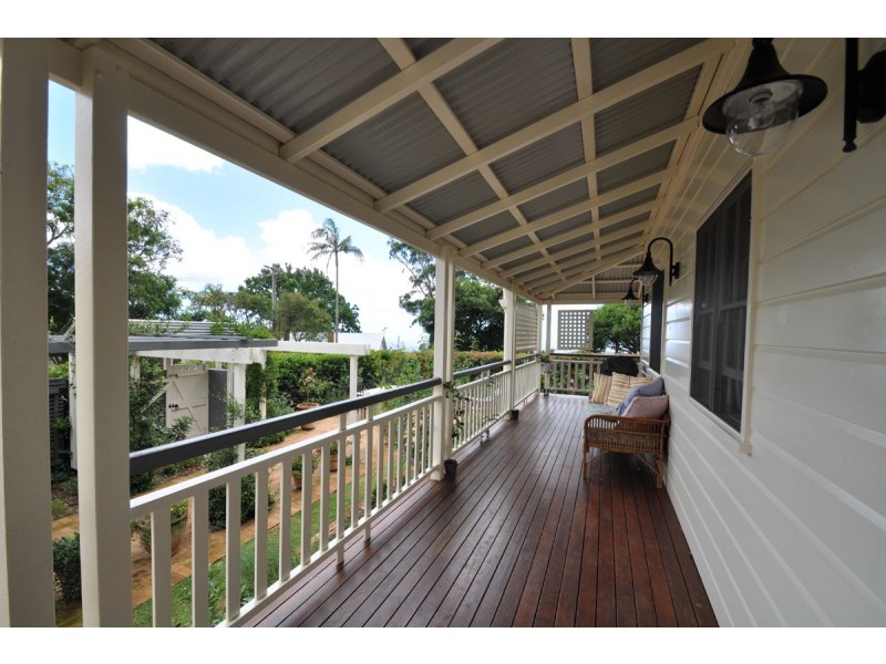 39 Central Avenue, Eagle Heights QLD 4271