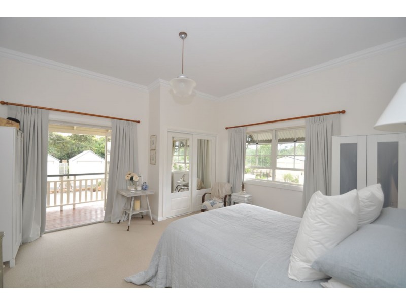 39 Central Avenue, Eagle Heights QLD 4271