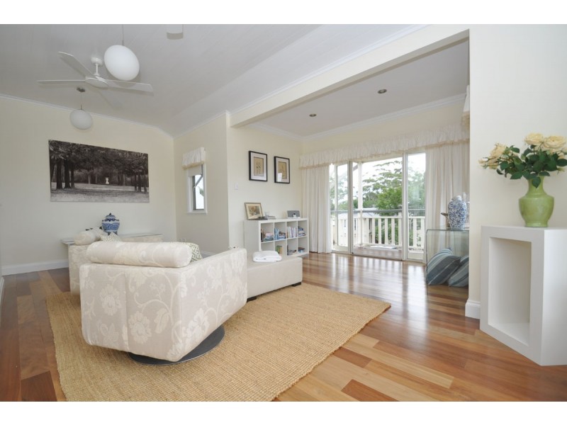 39 Central Avenue, Eagle Heights QLD 4271