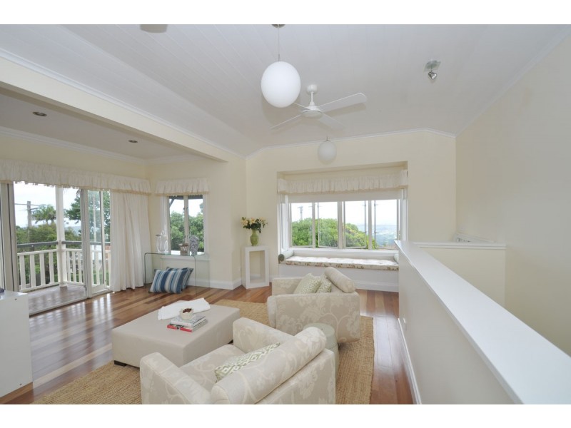 39 Central Avenue, Eagle Heights QLD 4271