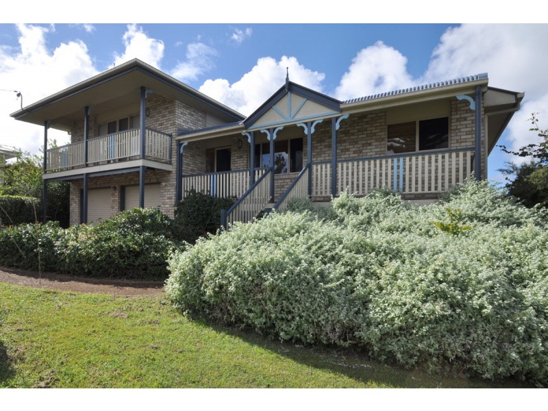 40 Paradise Drive, Eagle Heights QLD 4271