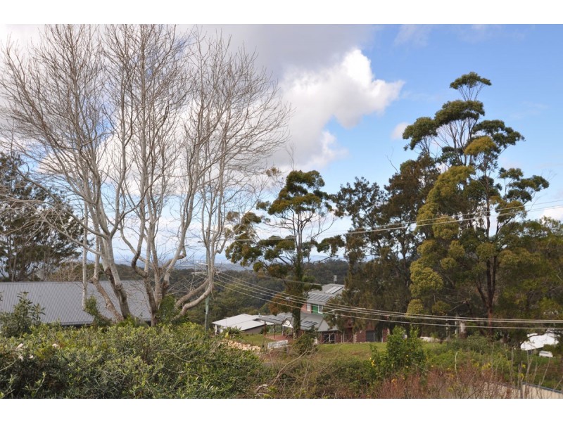 40 Paradise Drive, Eagle Heights QLD 4271