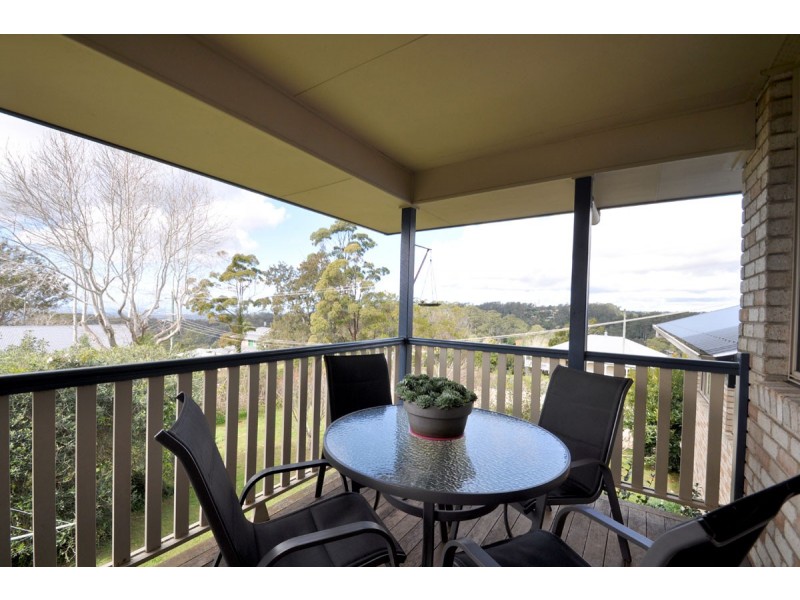 40 Paradise Drive, Eagle Heights QLD 4271