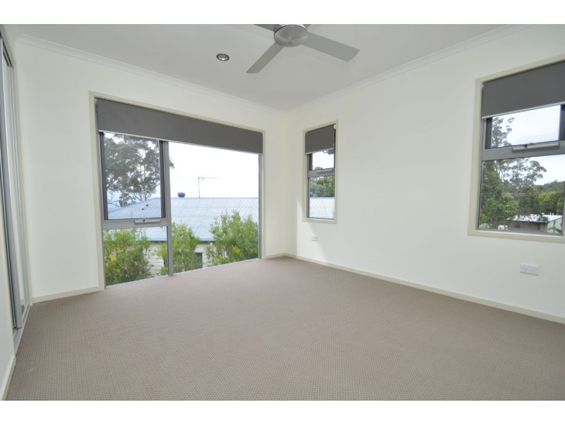 Eagle Heights QLD 4271