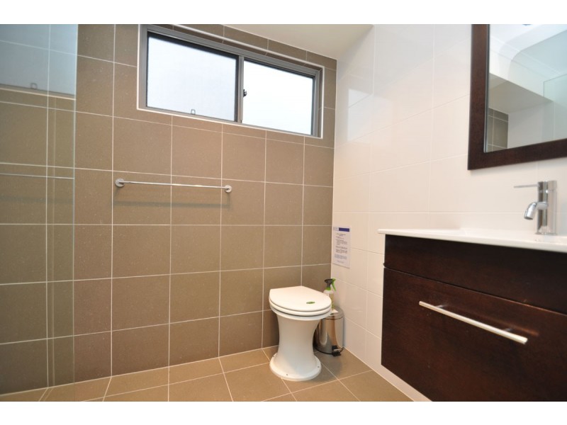 Eagle Heights QLD 4271