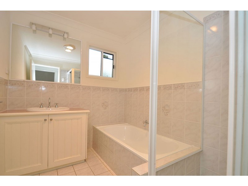 30 Justin Avenue, North Tamborine QLD 4272