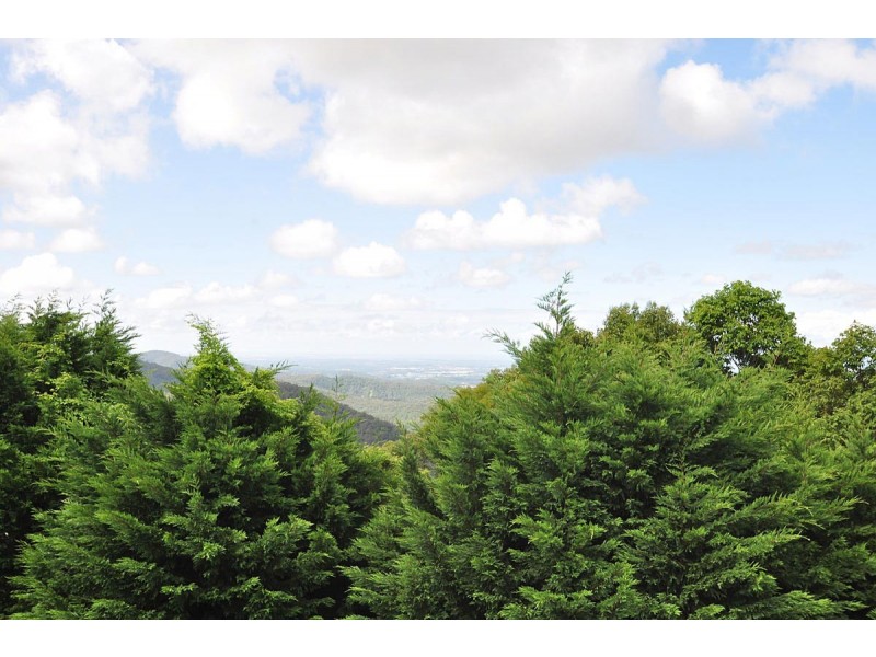 30 Justin Avenue, North Tamborine QLD 4272