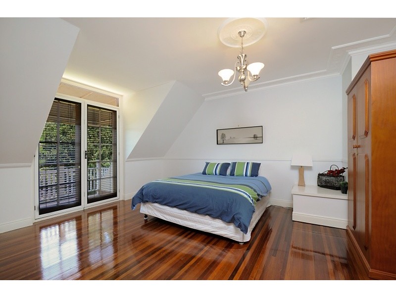 151 Eagle Heights Rd, Eagle Heights QLD 4271