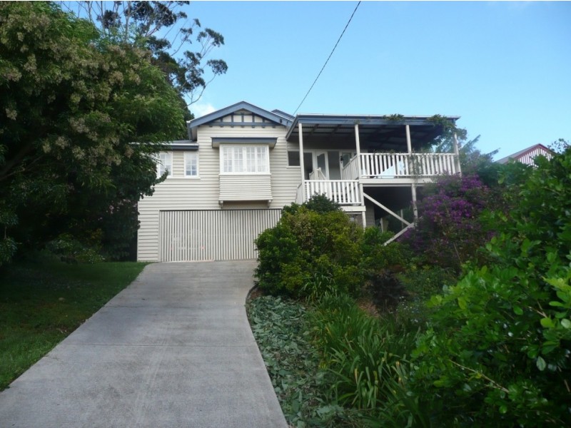 8 Elbert Court, Eagle Heights QLD 4271