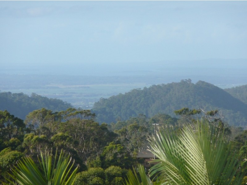 8 Elbert Court, Eagle Heights QLD 4271